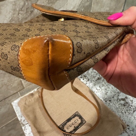 Vintage Gucci Tan Shoulder Handbag - Picture 6 of 7